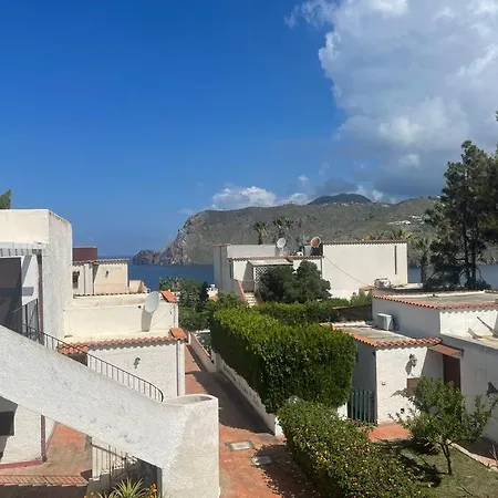 Baia Fenicia Vulcano, Isole Eolie *